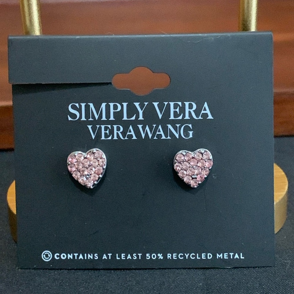 NWT Simply Vera Vera Wang silver tone pink rhinestone heart earrings